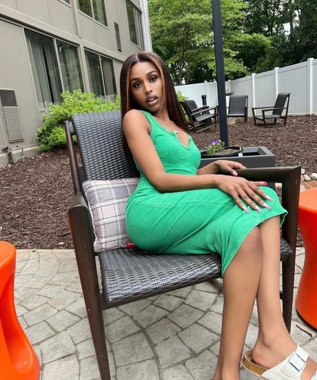 blckbarbi333 onlyfans naked