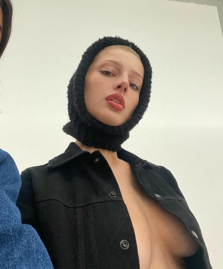 indizzle only fans leak nude