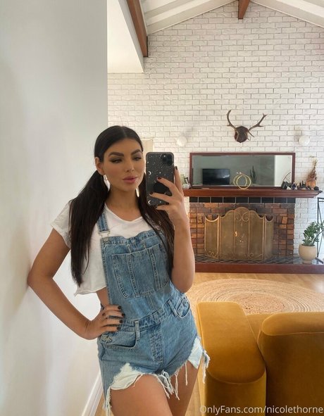 nicolethorne onlyfans porn leak
