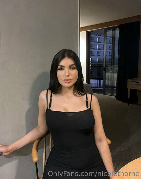 nicolethorne onlyfans leak fuck