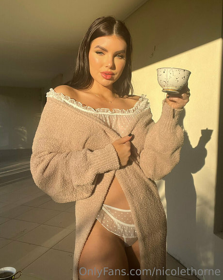 nicolethorne naked on onlyfans