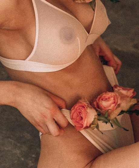 julisewka new onlyfans leak