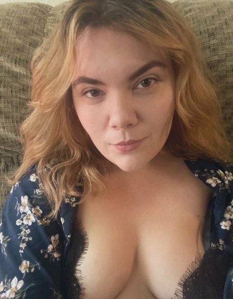 lilly lustbunny onlyfans sex tape