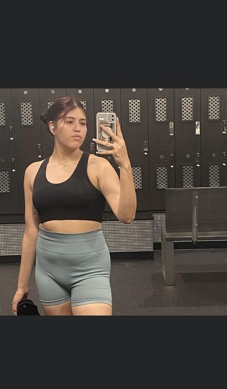 hxneybeemitxhie onlyfans lean