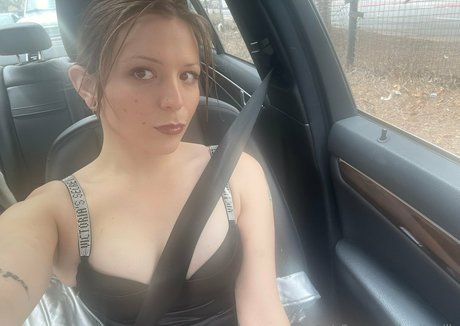 amythrill onlyfans archive