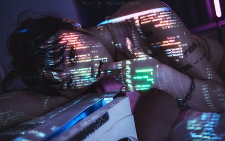 aooomi onlyfans model