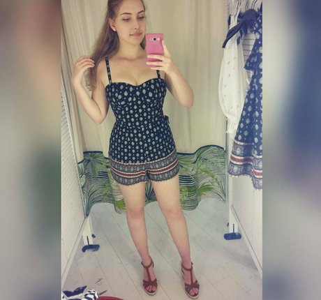 Alissa Strekozova onlyfans lesk