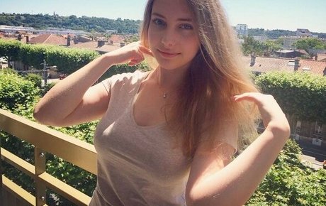 Alissa Strekozova onlyfans porn leak