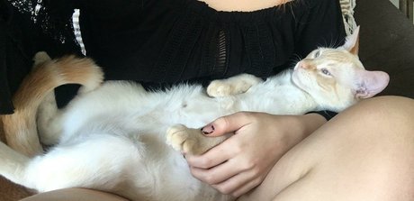 gbrllareis leak onlyfans nude