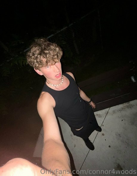 connor4woods onlyfans public photos