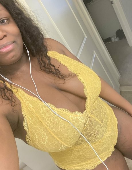 ThatChocoBxtch only fans naked