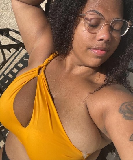 black ebony onlyfans top archive