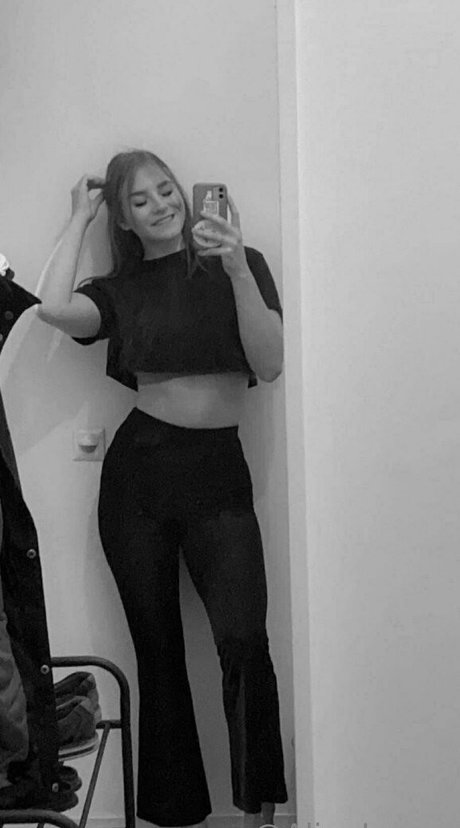 alinalovee free nude onlyfans leaks