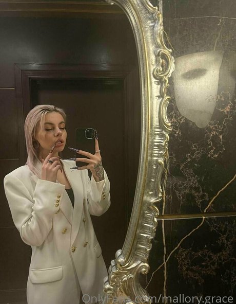 mallory grace onlyfans nude leaks