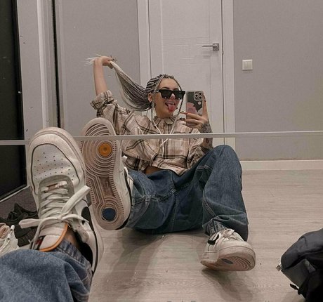 mallory grace onlyfans lesk