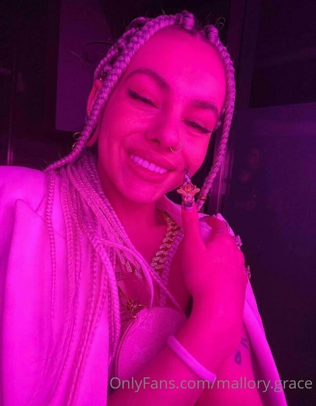 mallory grace is on onlyfans