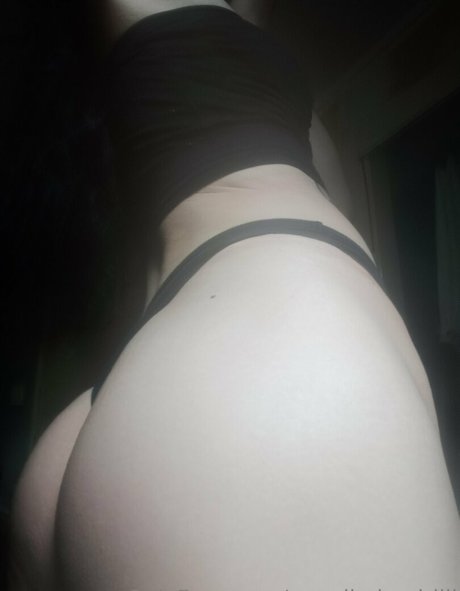 angelbabygirllll onlyfans de