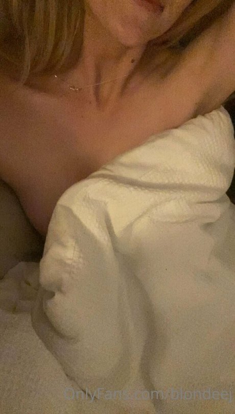 blondeej only fans nude leaks