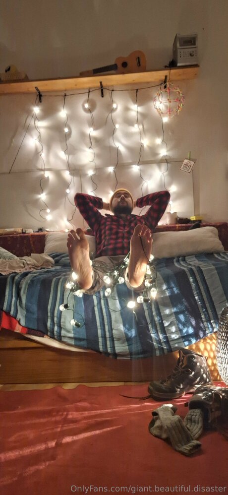 Giant Beautiful Disaster onlyfans leaked tits