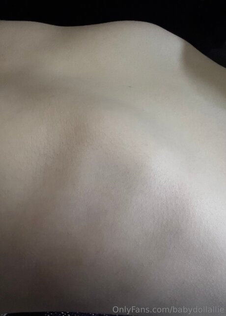 Babydollallie onlyfans topless