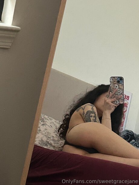 Sweetgracejane is on onlyfans