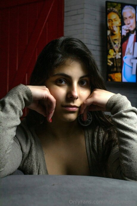 Heyitsmebia onlyfans pic