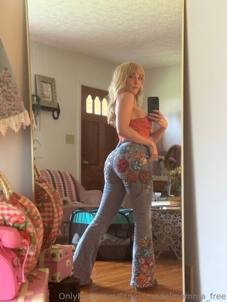 Fitnessmodelmomma Free onlyfans boobs