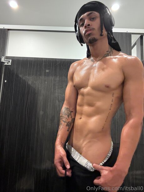 Itsball0 onlyfans exposed