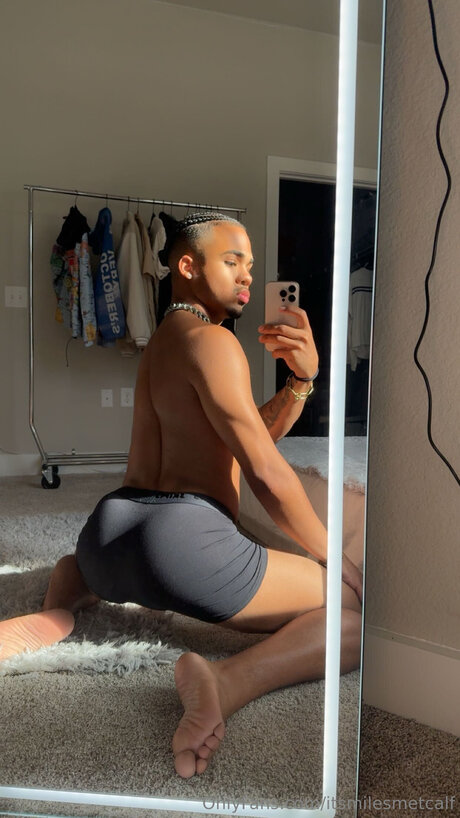 Itsmilesmetcalf onlyfans nude photos