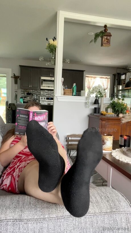 Aloramaescontentlibrary onlyfans leaked pictures