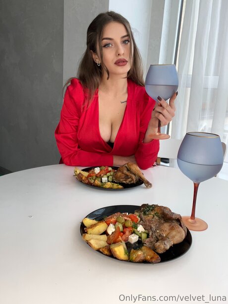 Velvet Luna onlyfans leaka