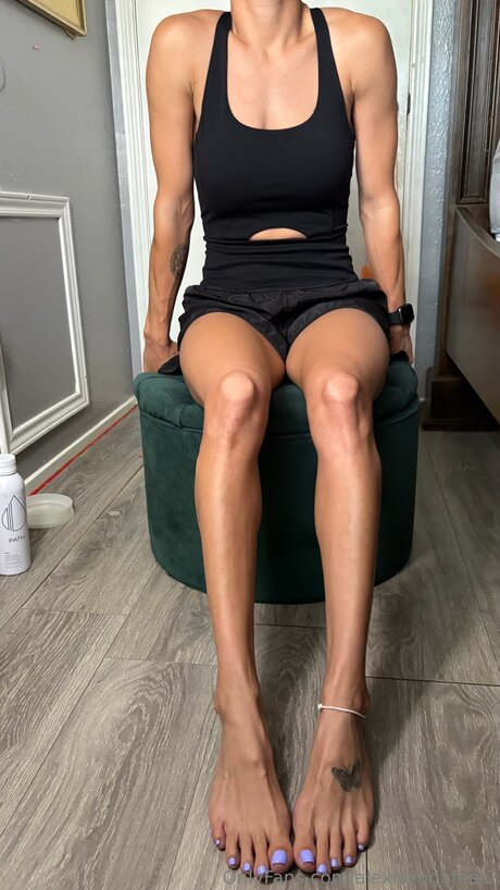 Alexisyogafeet2 nude onlyfans