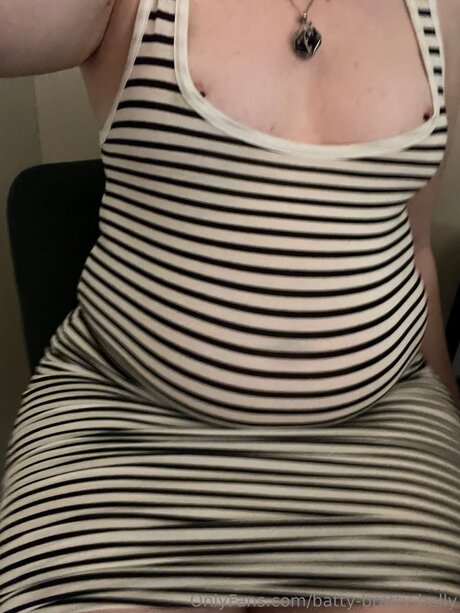 Batty Bratty Belly free only fans