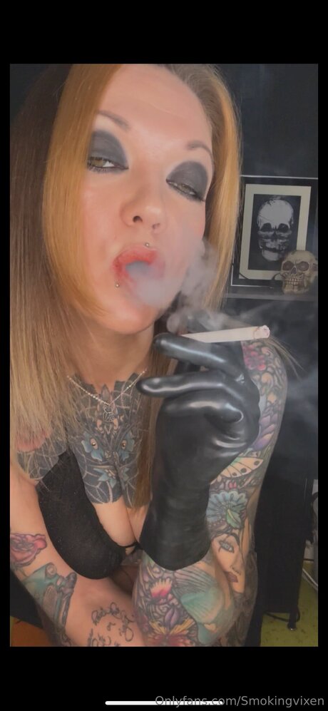 Smokingvixen onlyfans model images