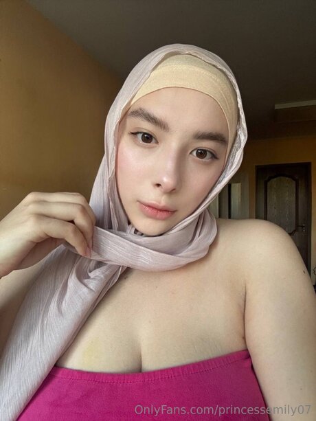 Princessemily07 nude leak onlyfans