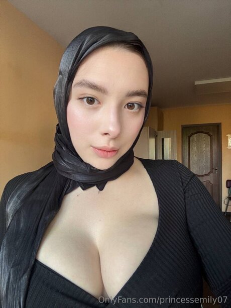 Princessemily07 only fans leaks