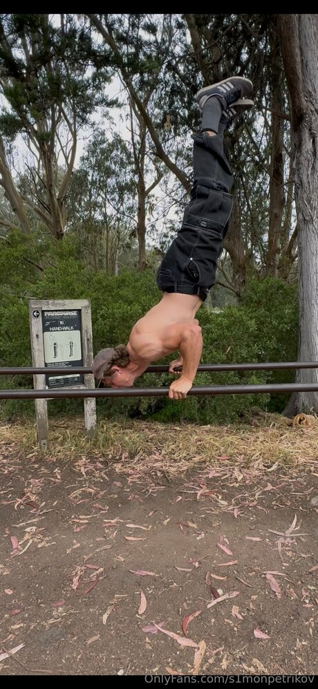 S1monpetrikov onlyfans