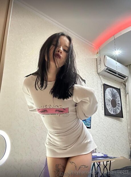 Scaarrlleett naked onlyfans