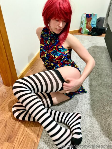 Valbegonia only fans naked