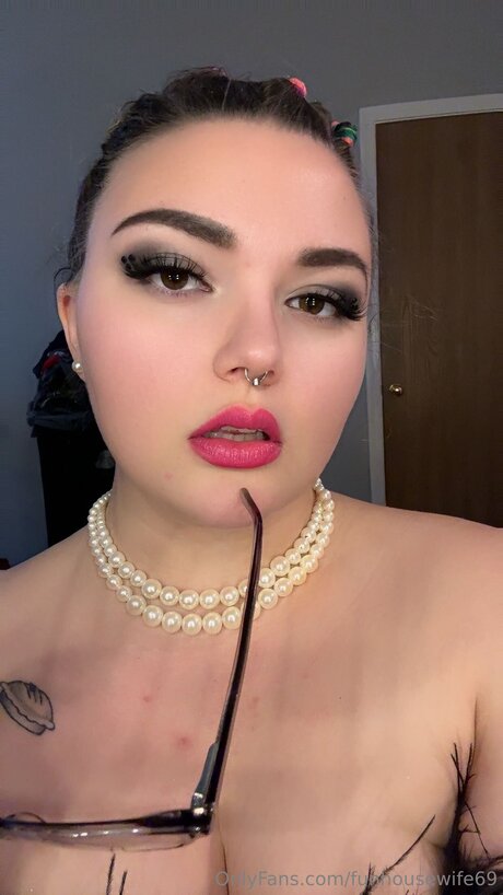 Funhousewife69 free only fans