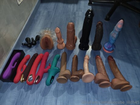 Succube Lilith45 onlyfans lean