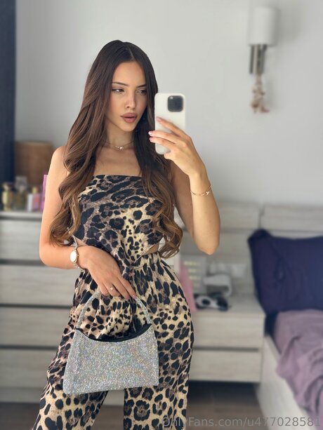 Karina Paw onlyfans leak porn