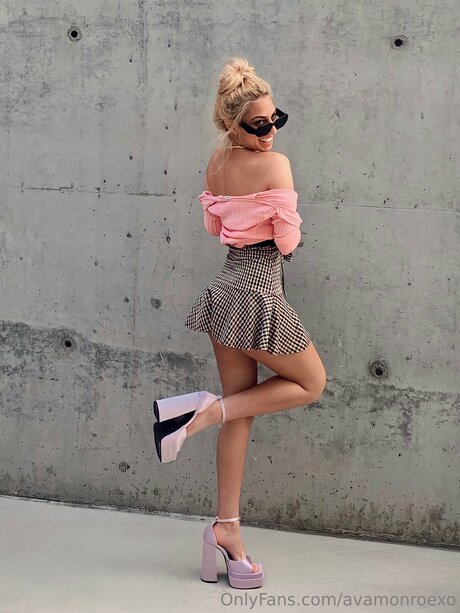 Avaswrldxoxo xxx only fans