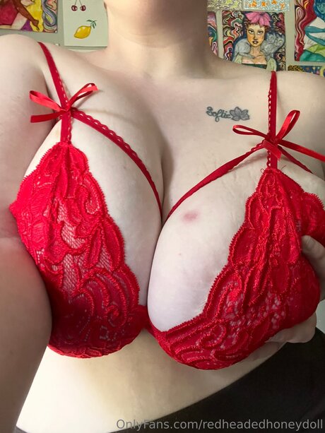 Redheadedhoneydoll onlyfans naked leaks