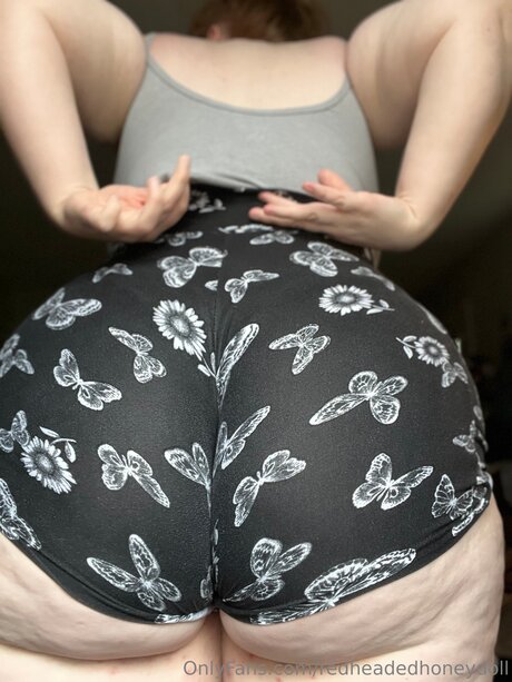 Redheadedhoneydoll onlyfans naked