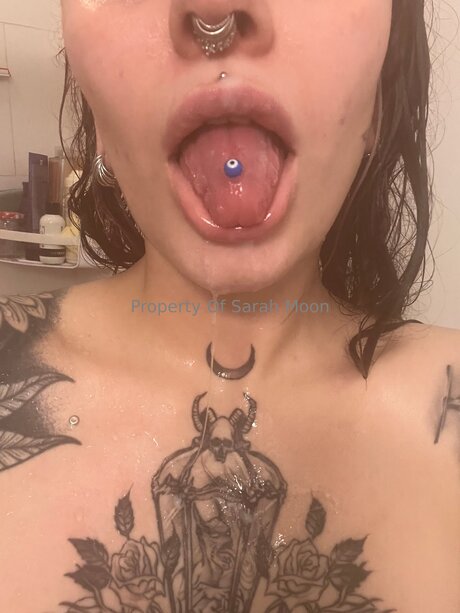 Sarahmoonsg free only fans