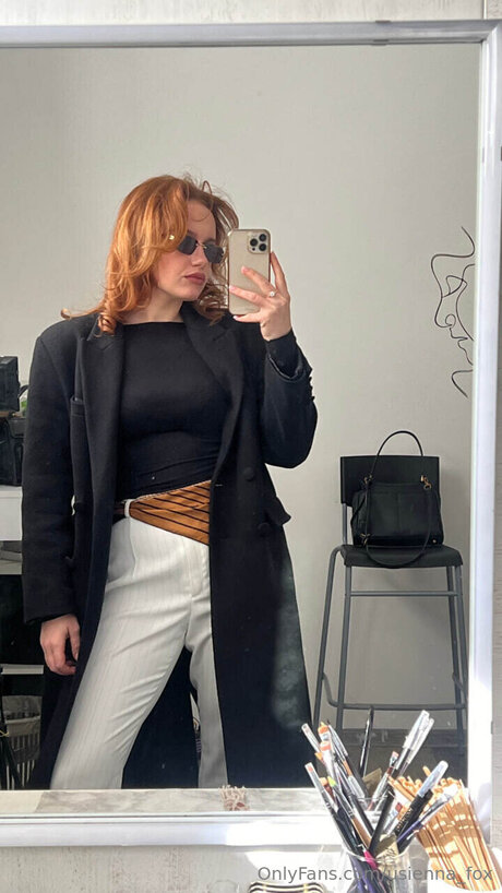 Usienna Fox only fans pictures