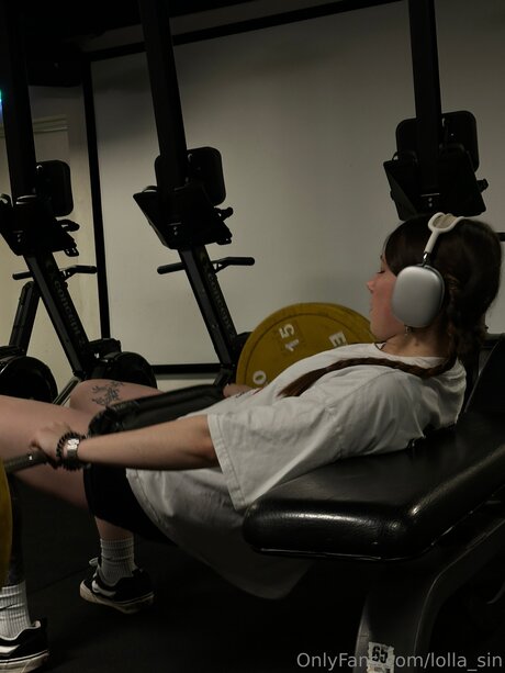 Lolla Sin naked onlyfans