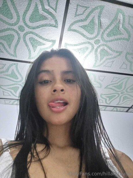 Hillarytaylor desnuda onlyfans