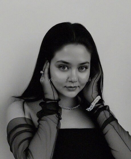 Aliceqii onlyfans model images